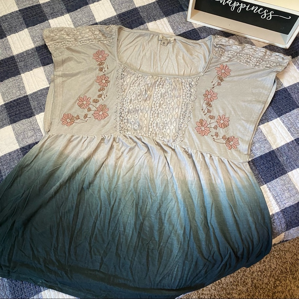 LIKE NEW POL ombre babydoll top
